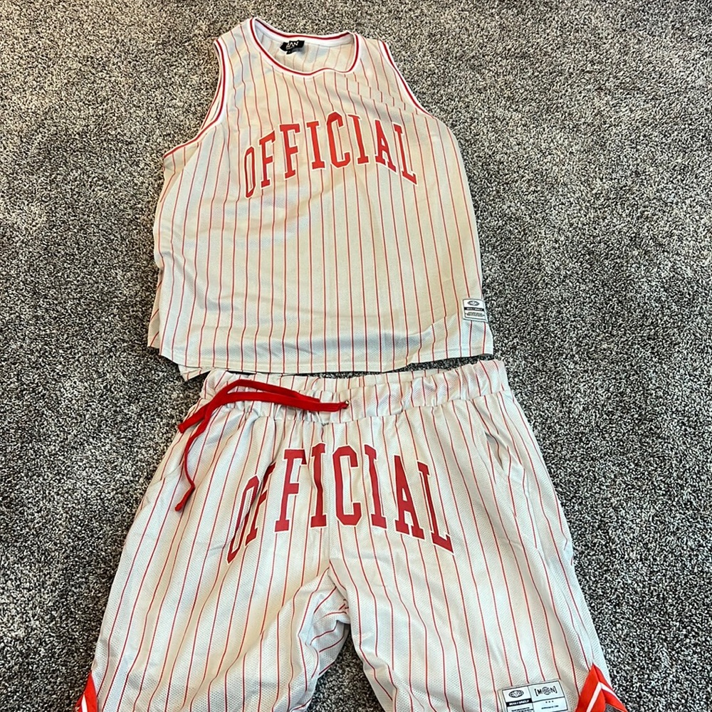 Official set. Shorts and jersey.